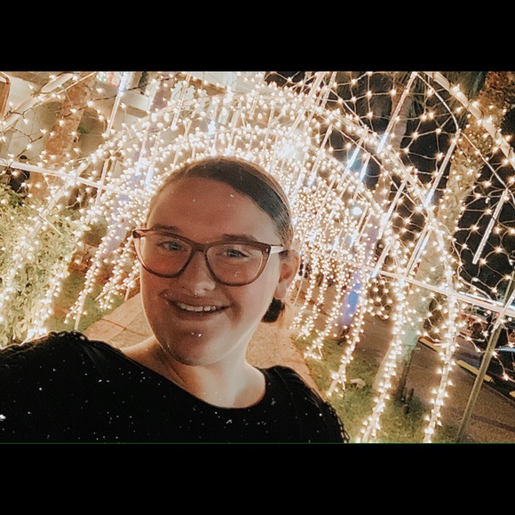 Meet your Posher, Emily A POSHMARK AMBASSADOR!!! - Picture 7 of 8